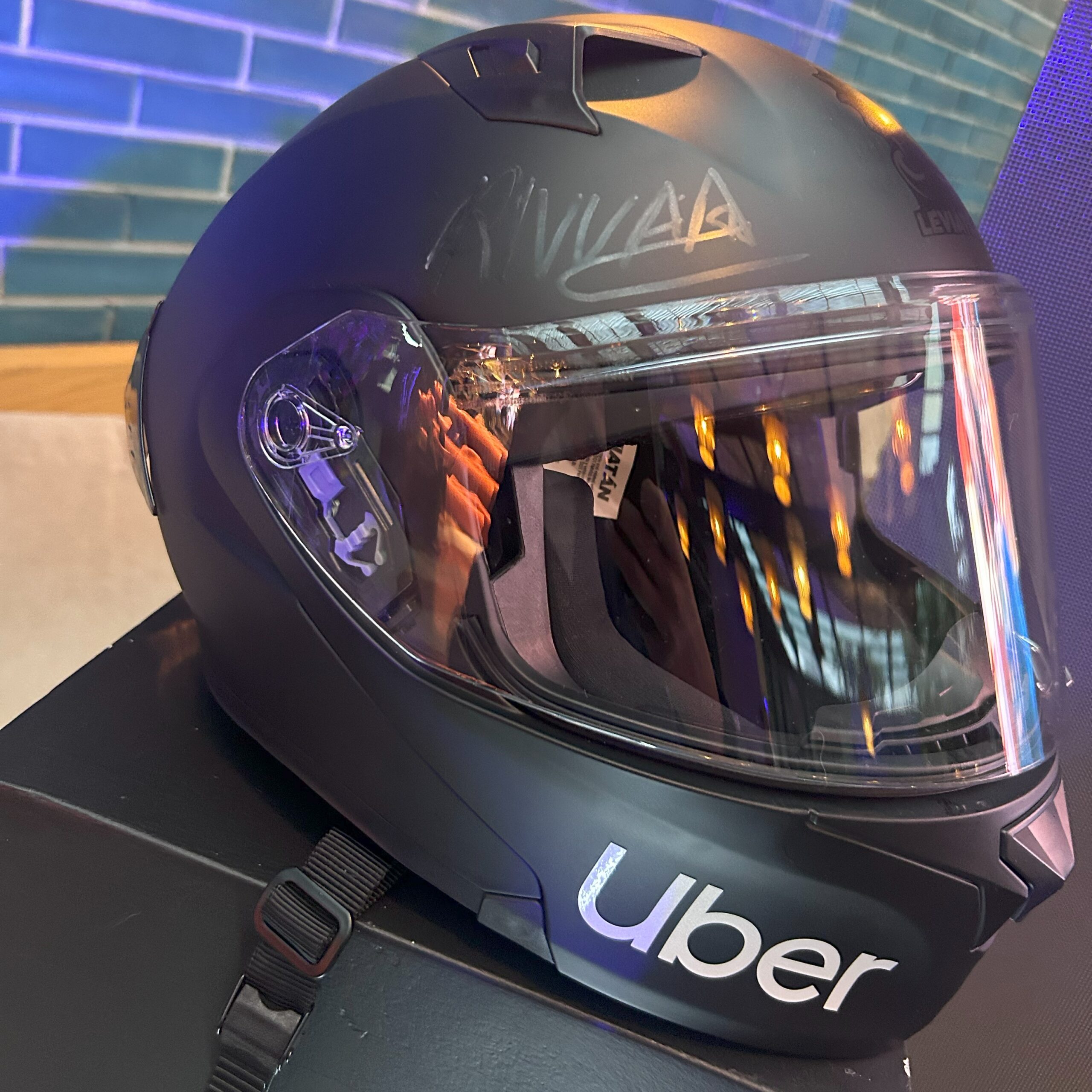 Uber Moto y Rivvaa campaña de lanzamiento