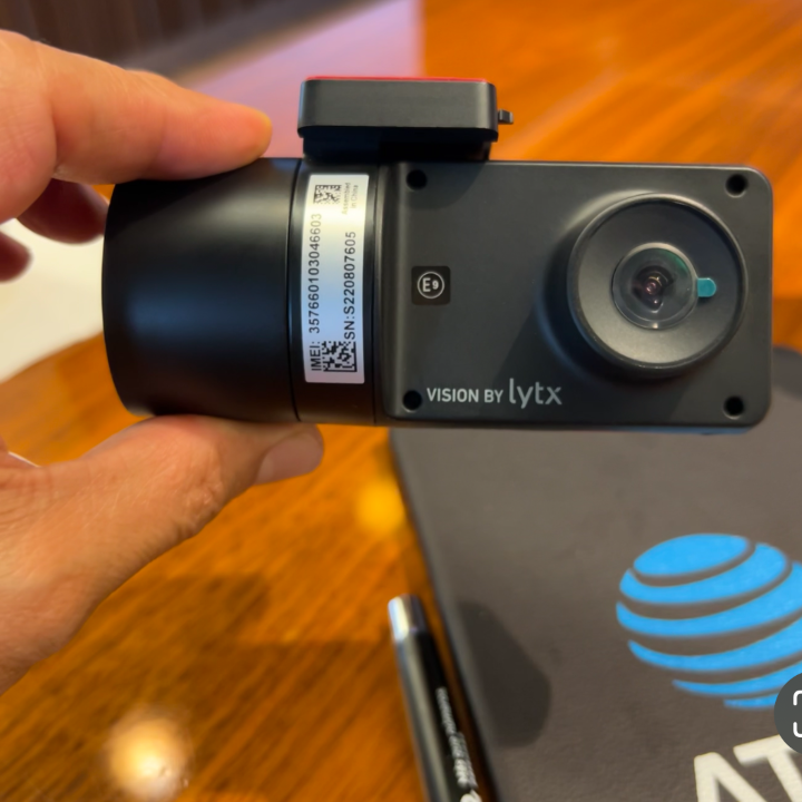 AT&T Dashcam en colaboración con Lytx