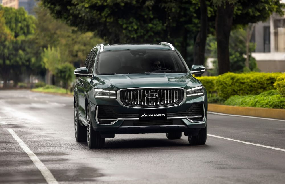 La parrilla define el estilo único de Geely Monjaro